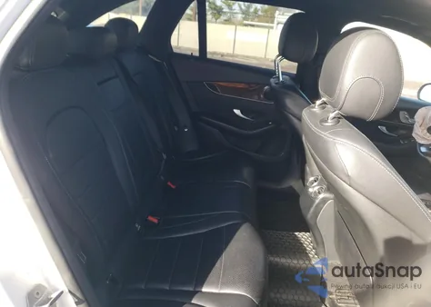 2018 Mercedes-Benz Glc 300 z USA, uszkodzony, nr VIN WDC0G4JB2JV028996